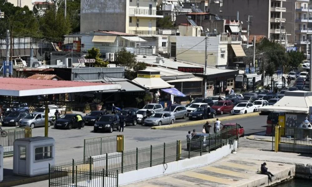 Μποτιλιάρισμα στο Πέραμα: Μπλόκο σε επίδοξους εκδρομείς